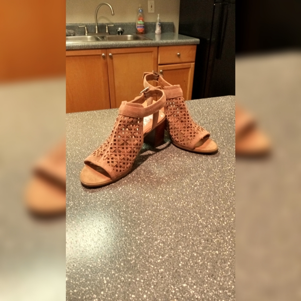 Slingback tan sandals